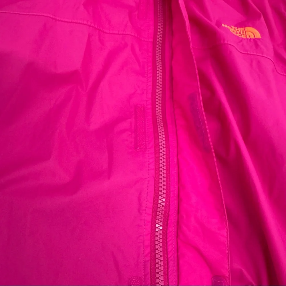The North Face Girls Pink Hooded Windbreaker Jacket Size XL (18) Hyvent